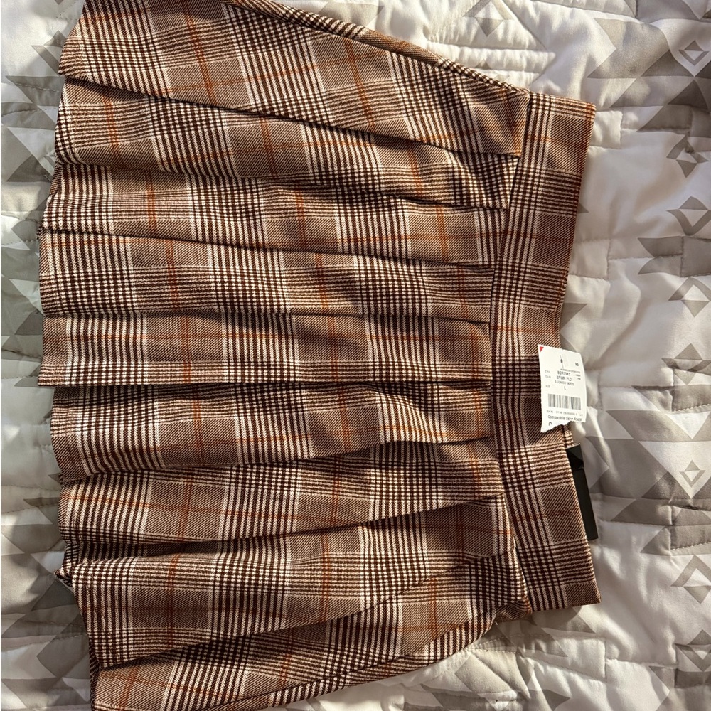 Plaid Pleated Mini Skirt in Brown and Cream Size Large